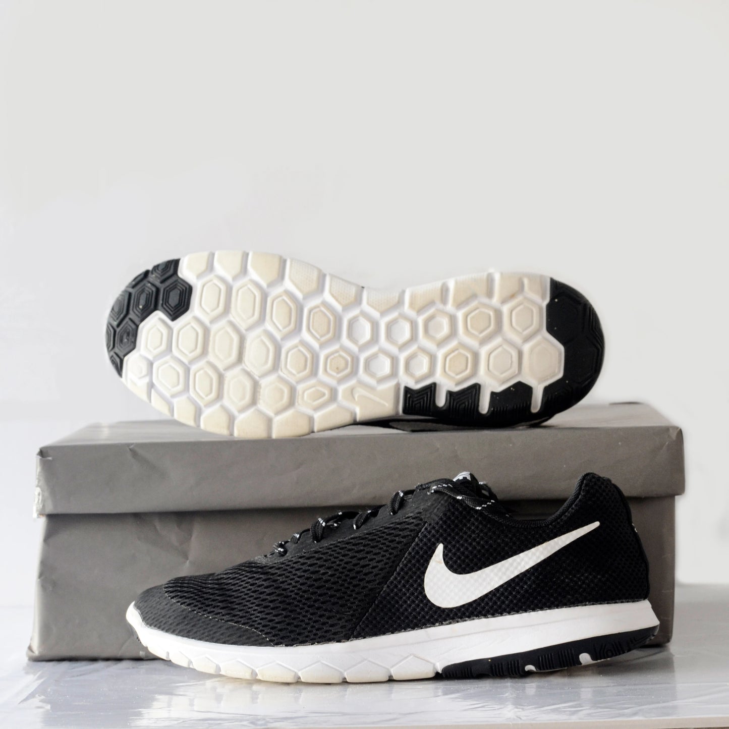 NIKE Flex Experience RN