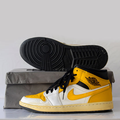 NIKE Air Jordan 1 Mid