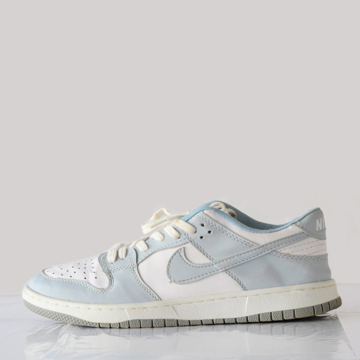 NIKE SB Dunk Low