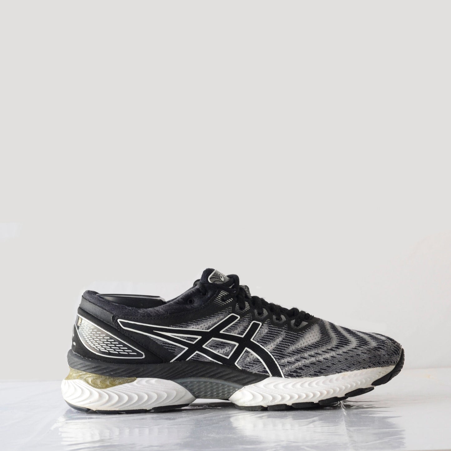ASICS GEL-Nimbus 22